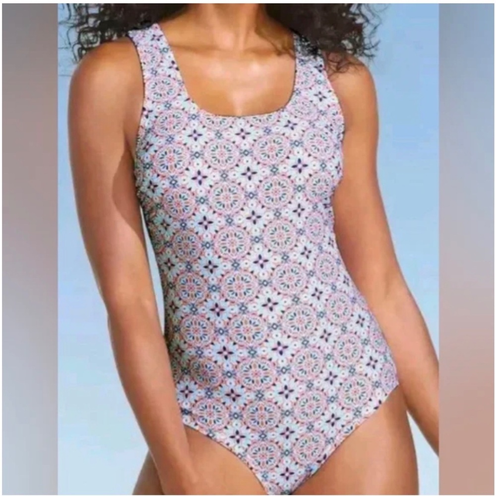 NWT Lands End Women's Size M Medallion Square Neck One Piece Swimsuit Coral Blue - Picture 6 of 6